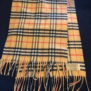Burberry Scarf, Brand New with tags still on!
